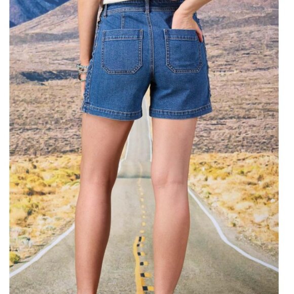 Cato Lace Up Denim Shorts - 6 - Picture 4 of 9